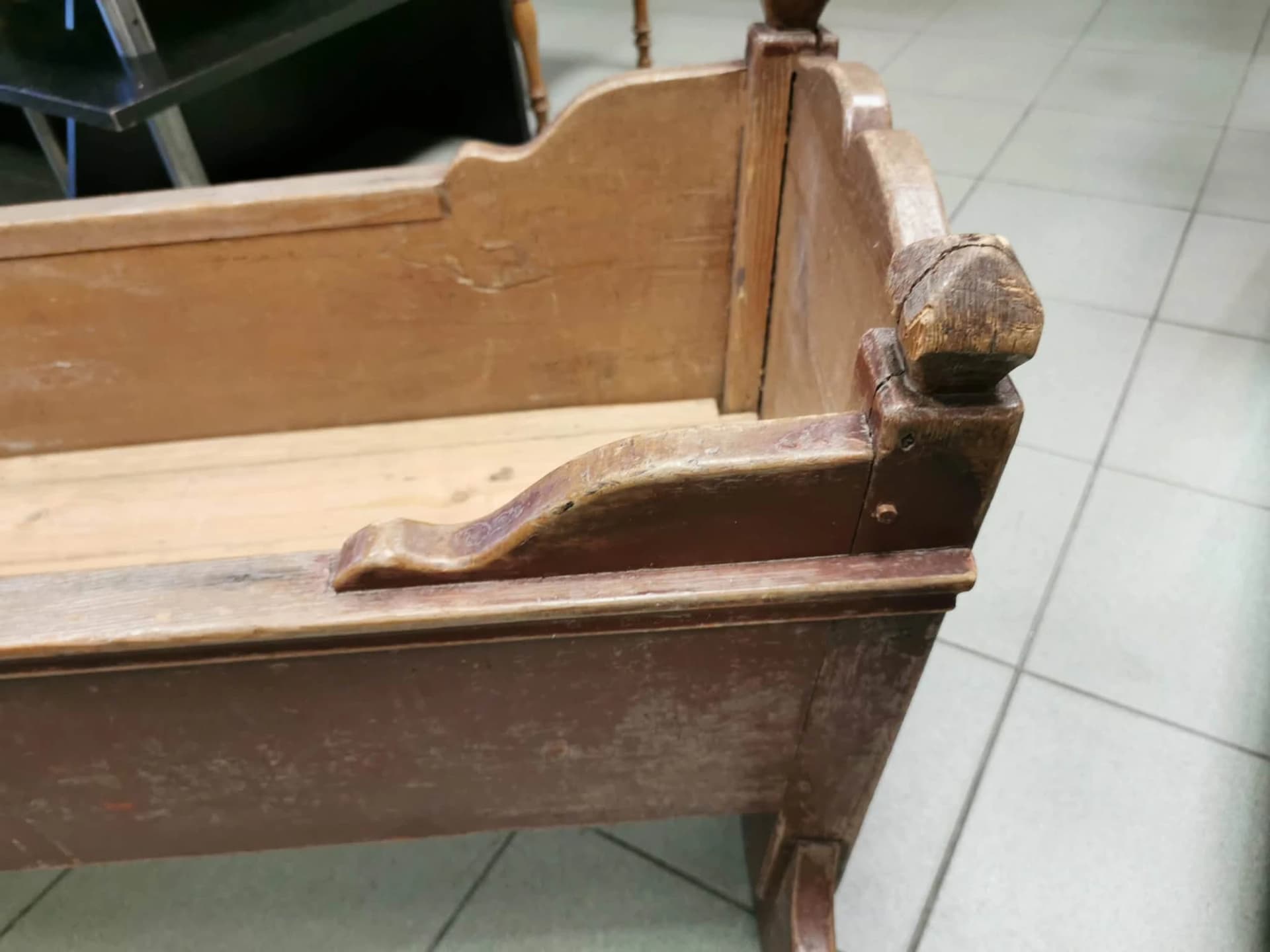 Häll - Image 4 - Kauplus Varakamber