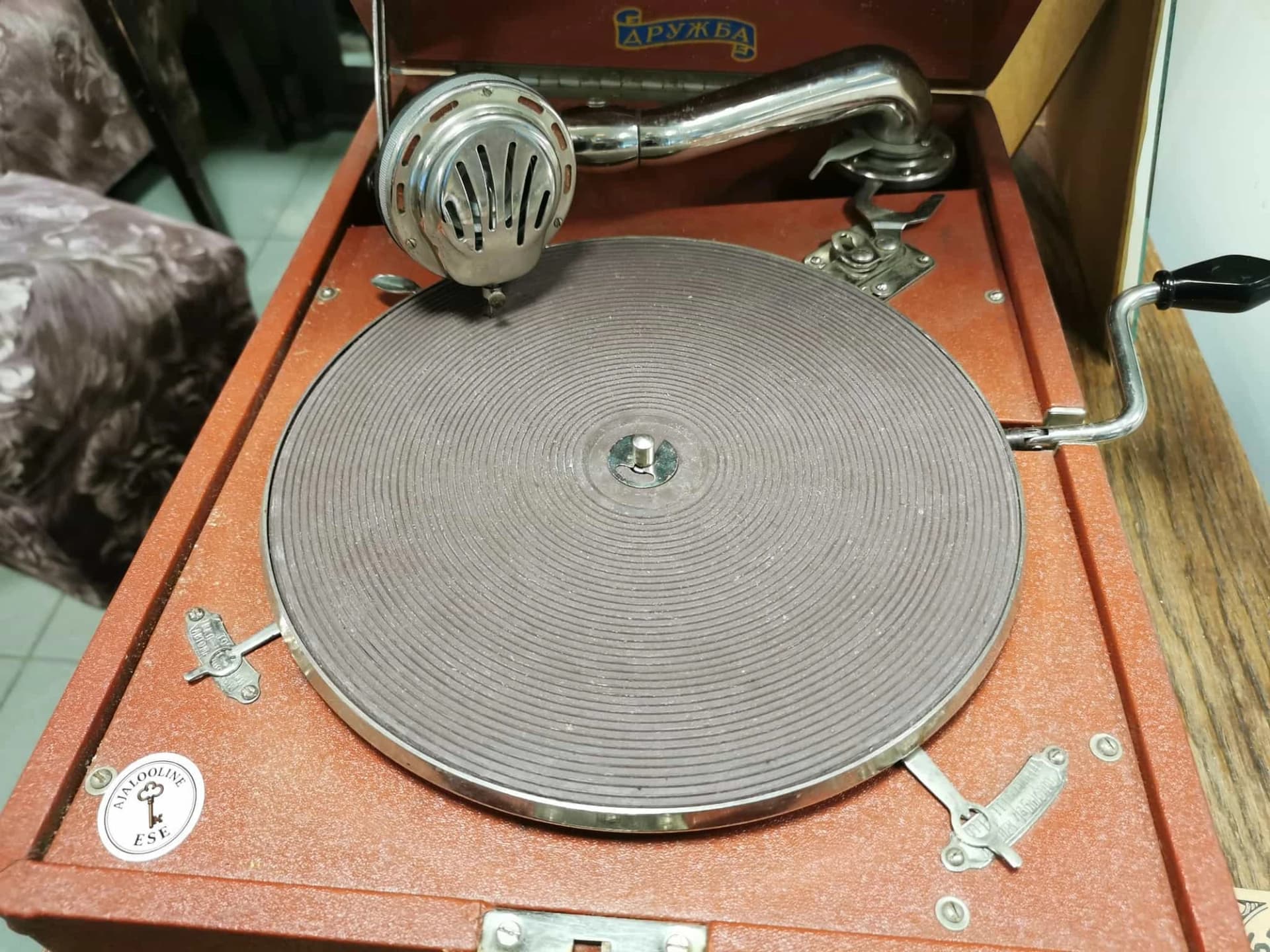 Vändaga grammofon - Image 5 - Kauplus Varakamber