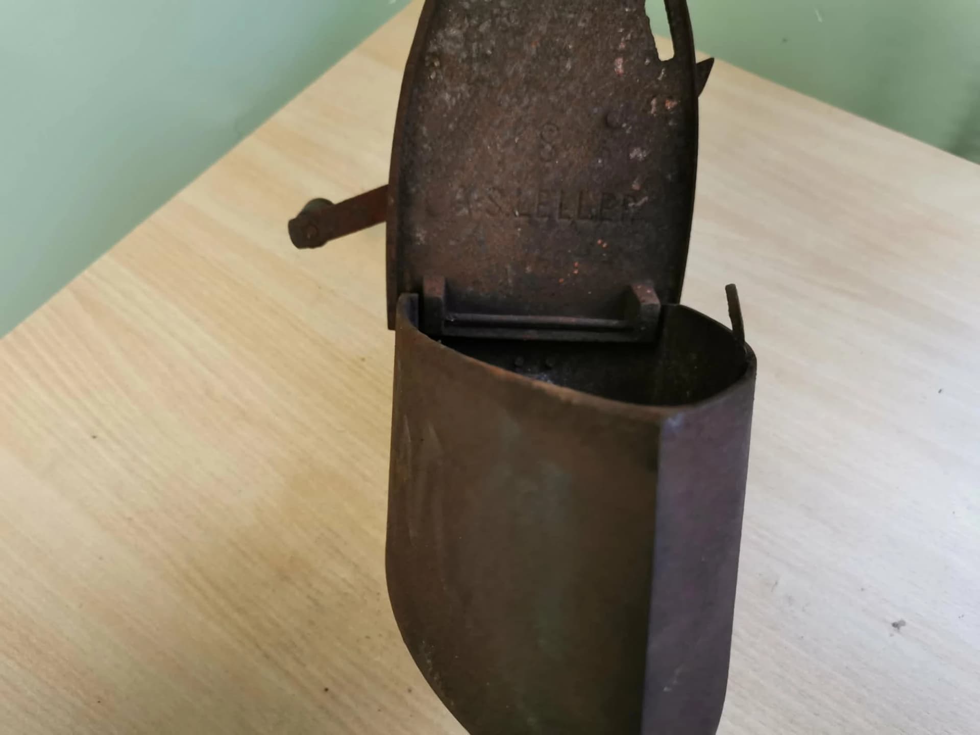 Söetriikraud, Lellep nr 8 - Image 3 - Kauplus Varakamber