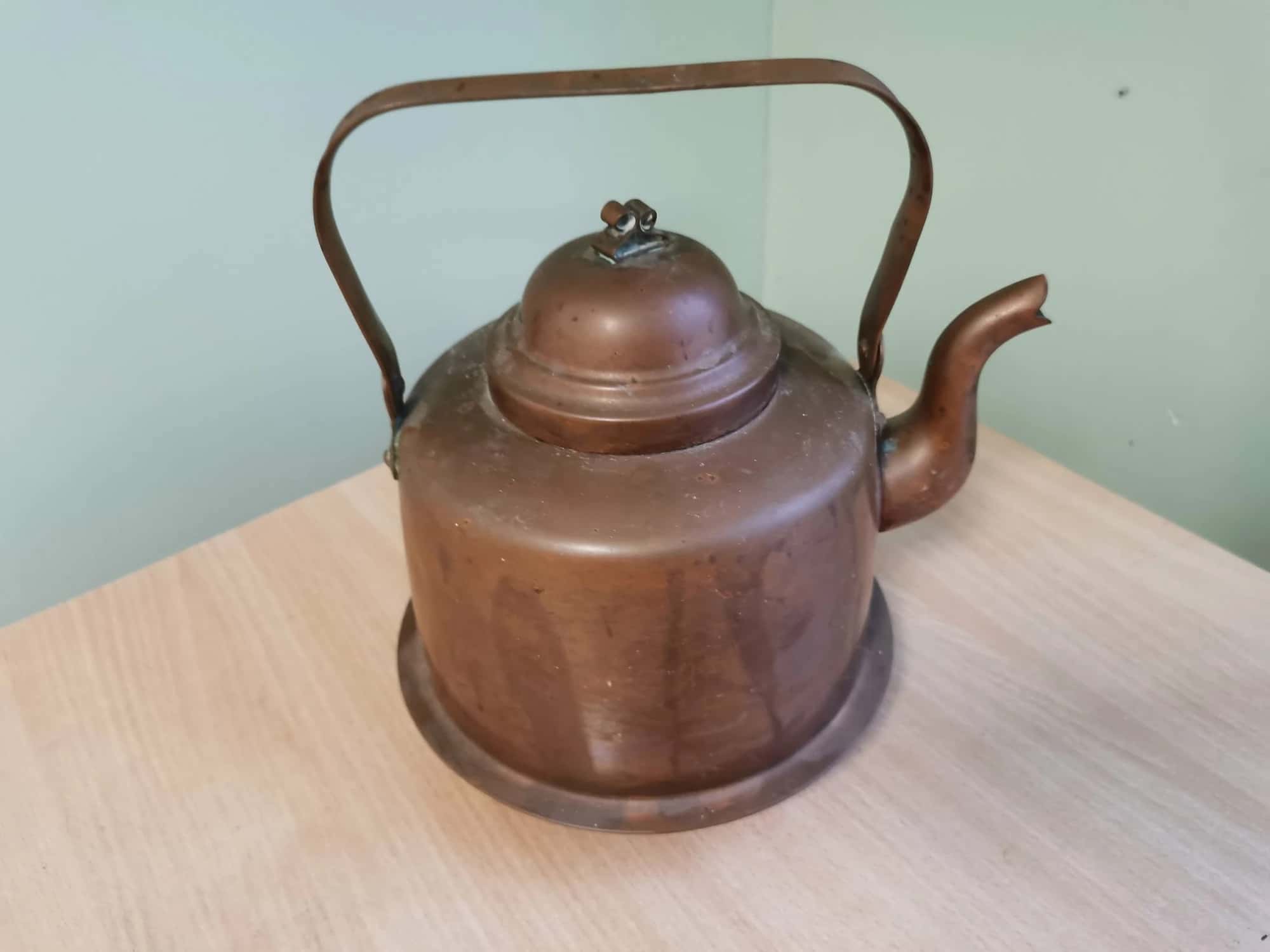 Vasest teekann, puupliidile - Image 1