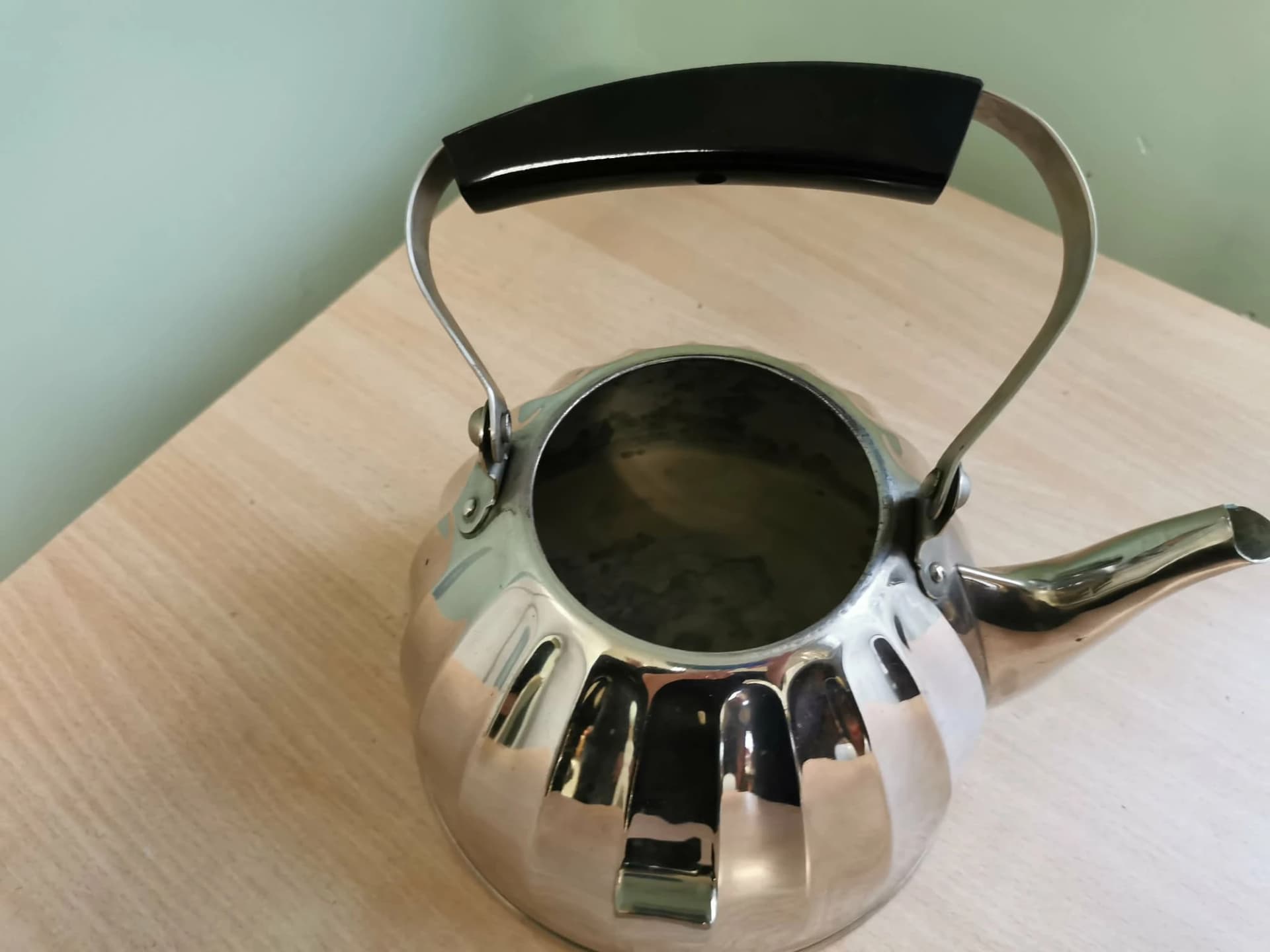 Teekann metallist, madalam - Image 2 - Kauplus Varakamber