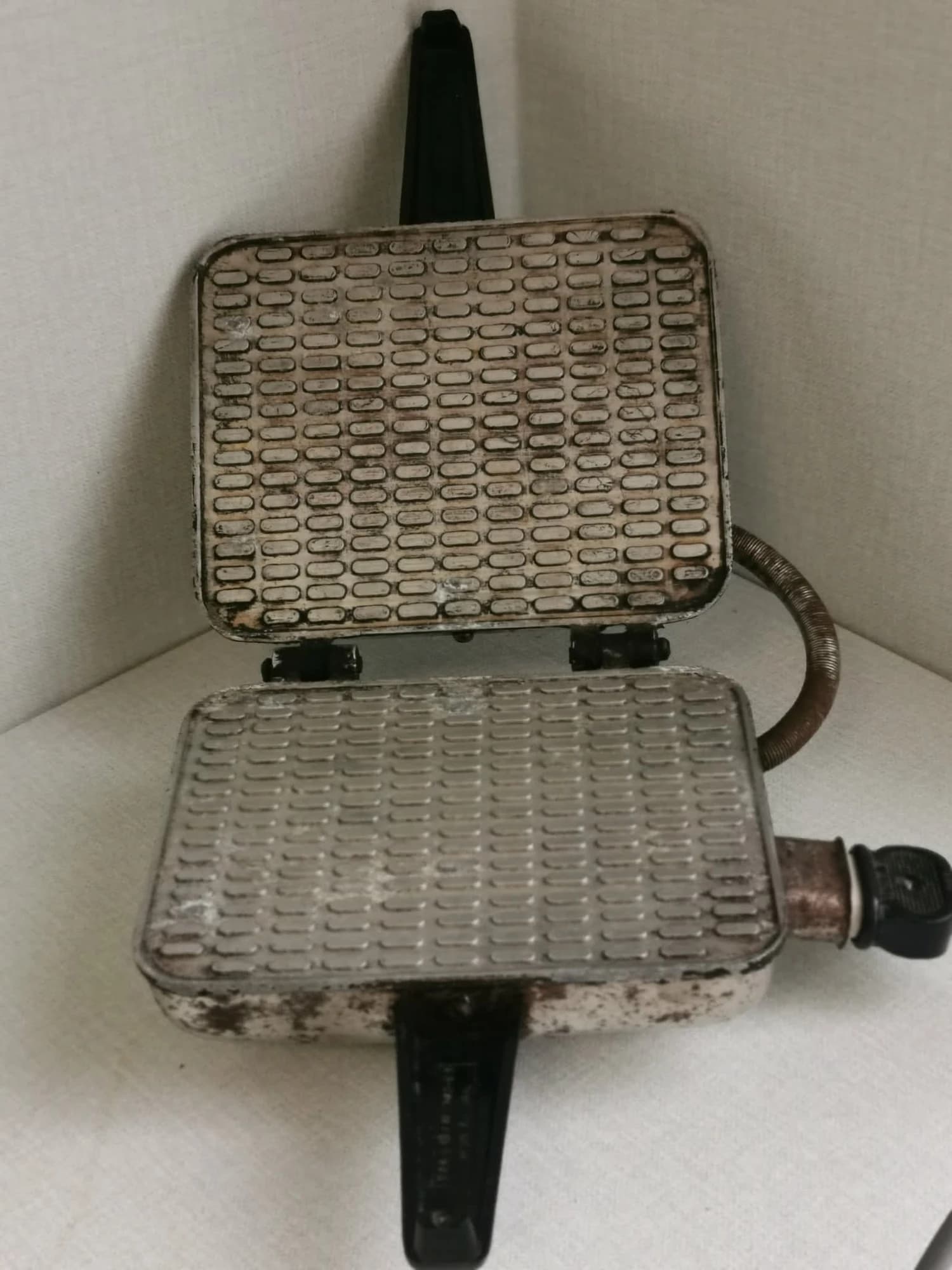 Vahvlimasin, nõukogude, vanem tüüp - Image 3 - Kauplus Varakamber