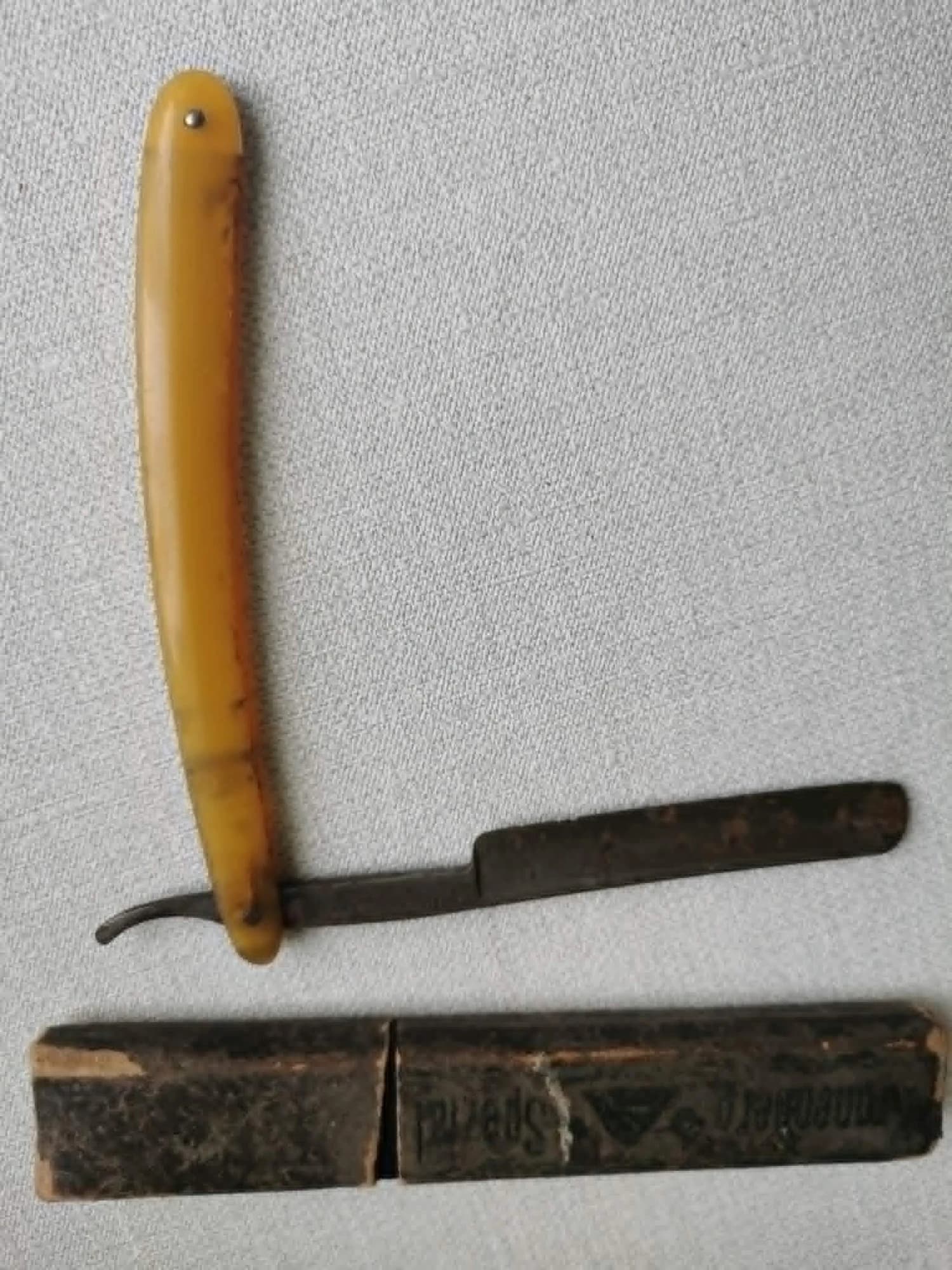 Habemeajamisnuga, Kronenberg/Solingen - Image 2 - Kauplus Varakamber