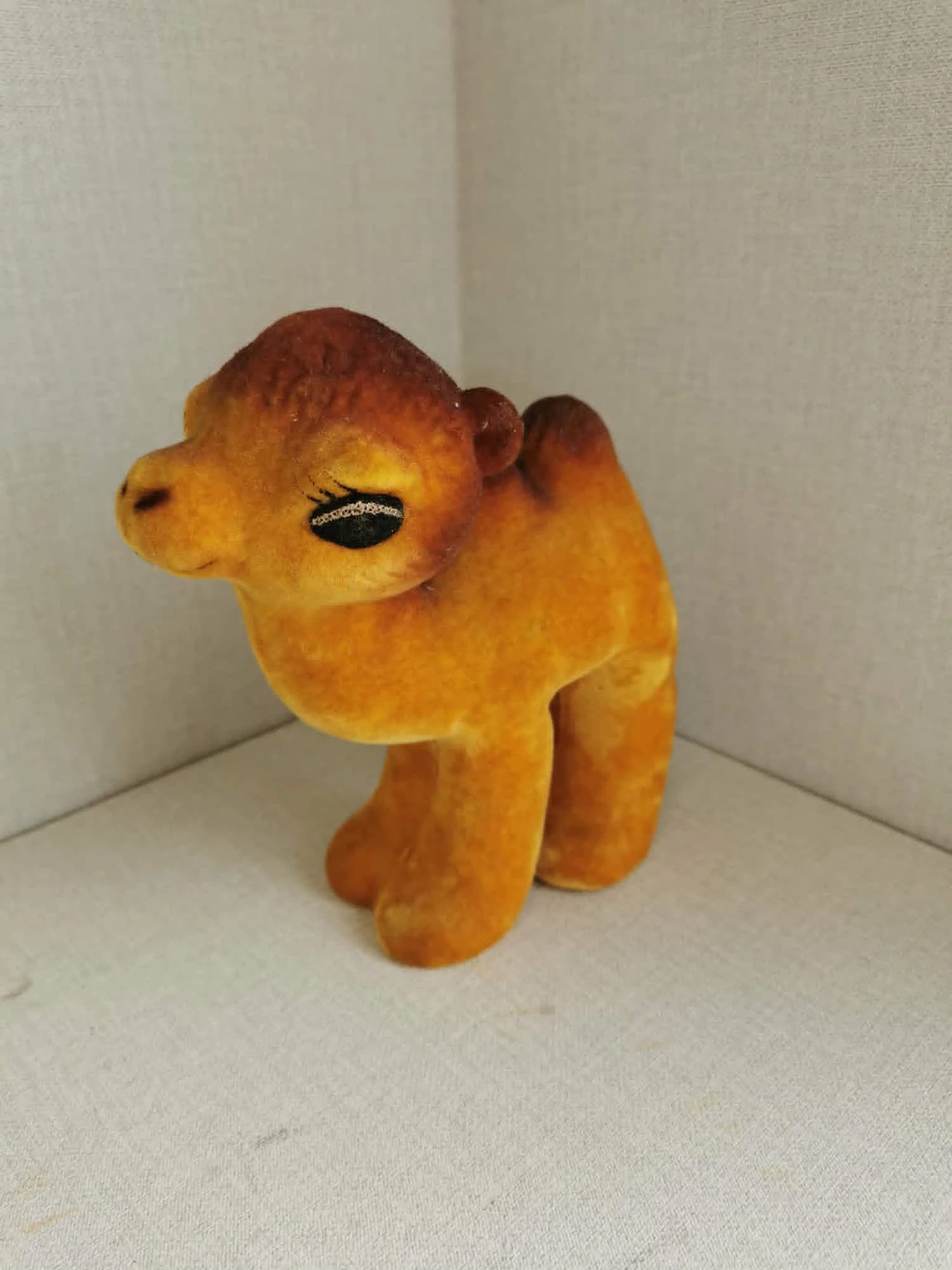 ENSV Polümeer vahtkummist mänguasi, kaamel - Image 4 - Kauplus Varakamber